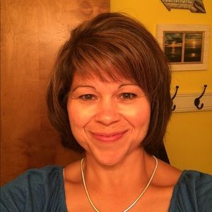 Meet your Posher, April